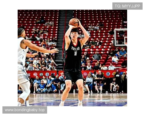 杨瀚森谈新秀心态要随时待命为球队贡献并为大哥们打出精彩喝彩