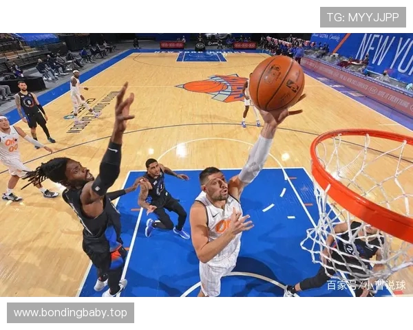 哈克斯爆发砍下高效28分正负值恐怖飙至加43带队强势取胜